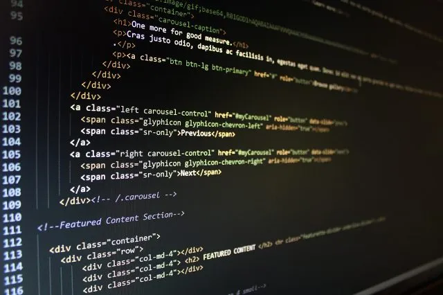 Jak zaprojektować stronę internetową? Kompletny przewodnik