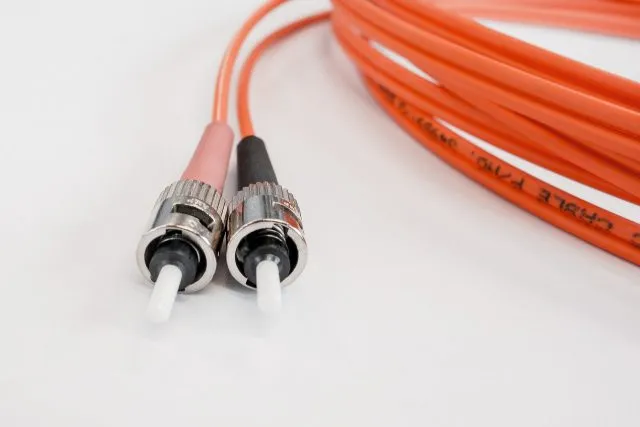 Przewód a kabel – jaka jest różnica